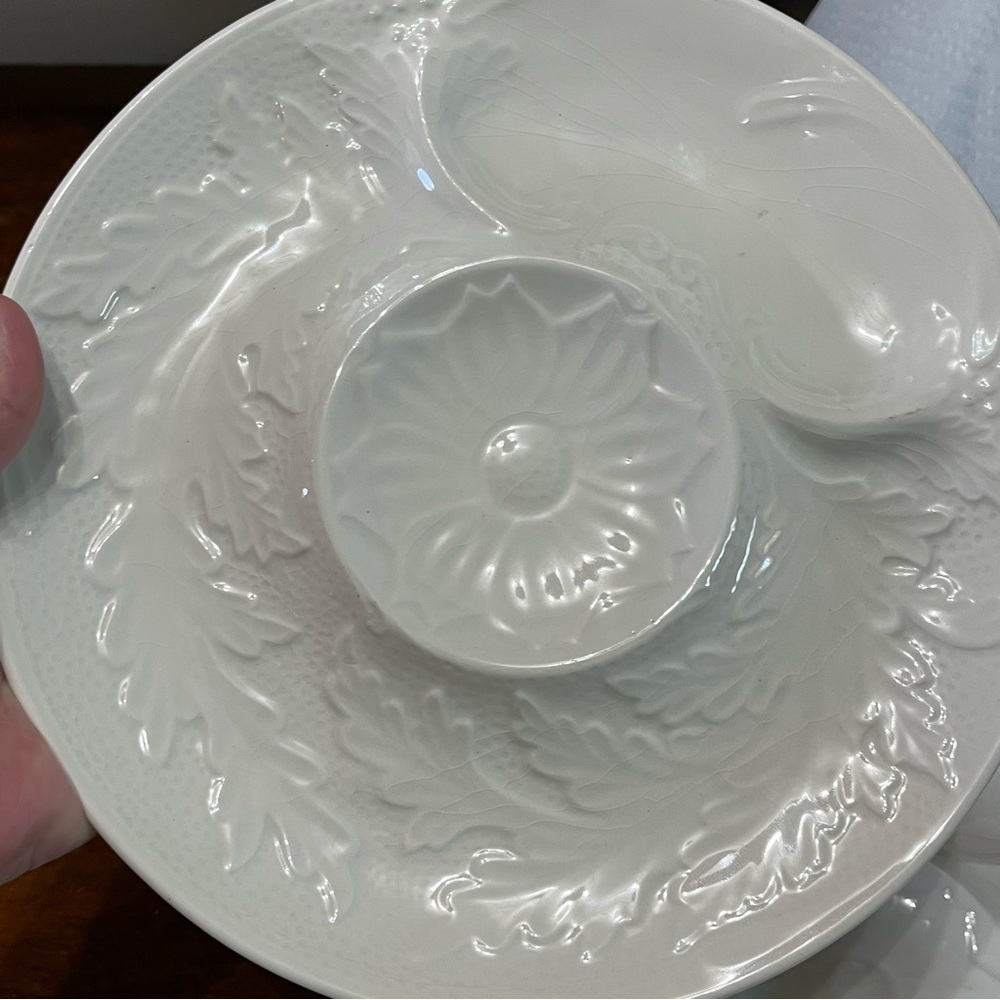 Vintage Set 4 SECLA Portugal Artichoke Embossed  Glazed  Divided Plates 9.5” - Picture 4 of 7